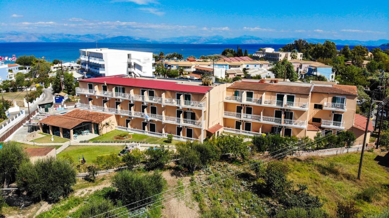 Seabird Hotel Moraḯtika Luaran gambar