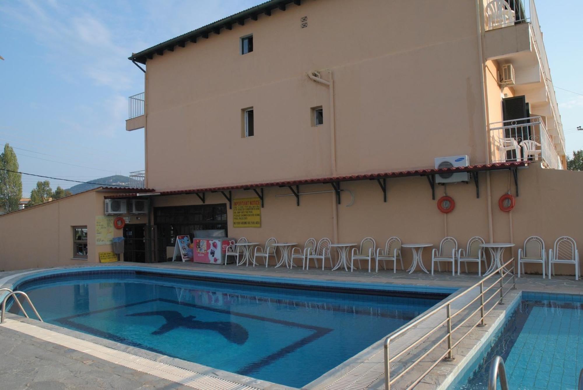 Seabird Hotel Moraḯtika Luaran gambar