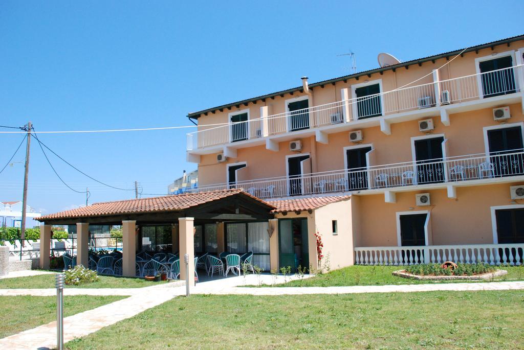 Seabird Hotel Moraḯtika Luaran gambar